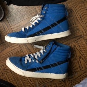 Men’s Diesel sneakers size 10 box included
